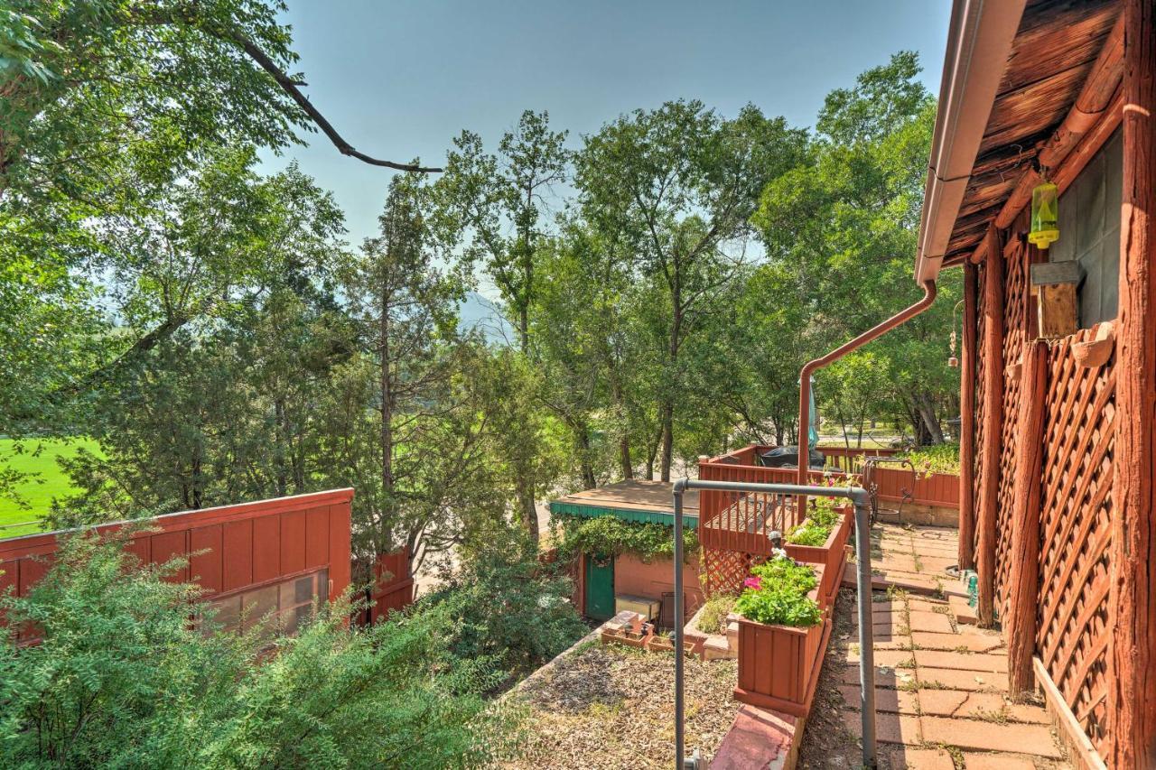 Colorful Bungalow By Pikes Peakandgarden Of The Gods Manitou Springs Exterior foto
