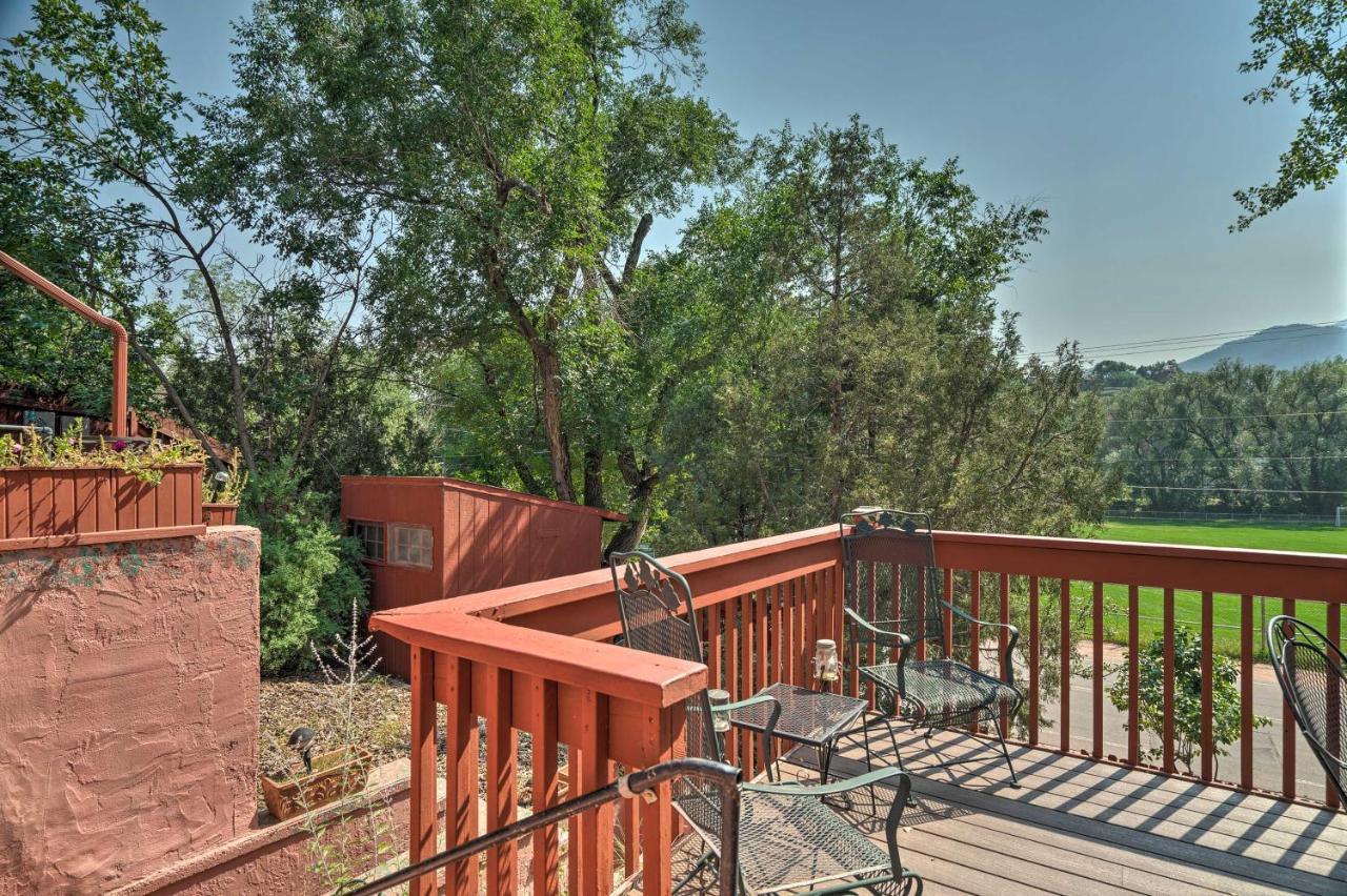 Colorful Bungalow By Pikes Peakandgarden Of The Gods Manitou Springs Exterior foto